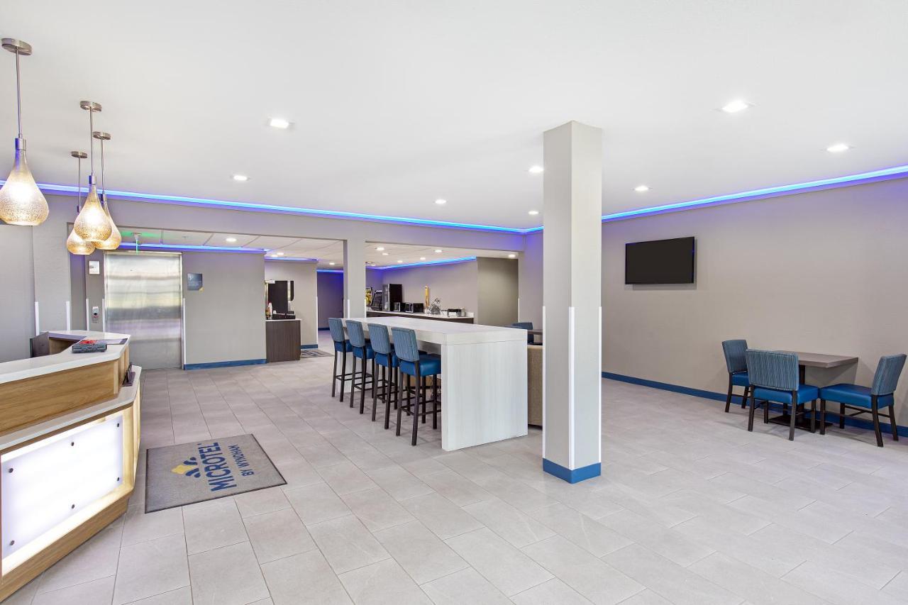 Microtel Inn & Suites By Wyndham Manchester - Newly Renovated Buitenkant foto