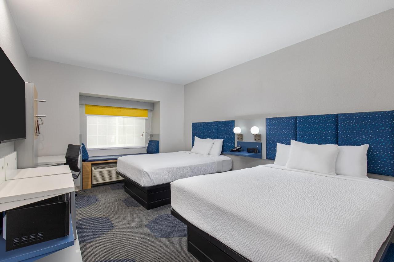 Microtel Inn & Suites By Wyndham Manchester - Newly Renovated Buitenkant foto
