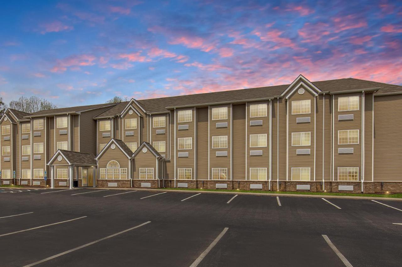 Microtel Inn & Suites By Wyndham Manchester - Newly Renovated Buitenkant foto