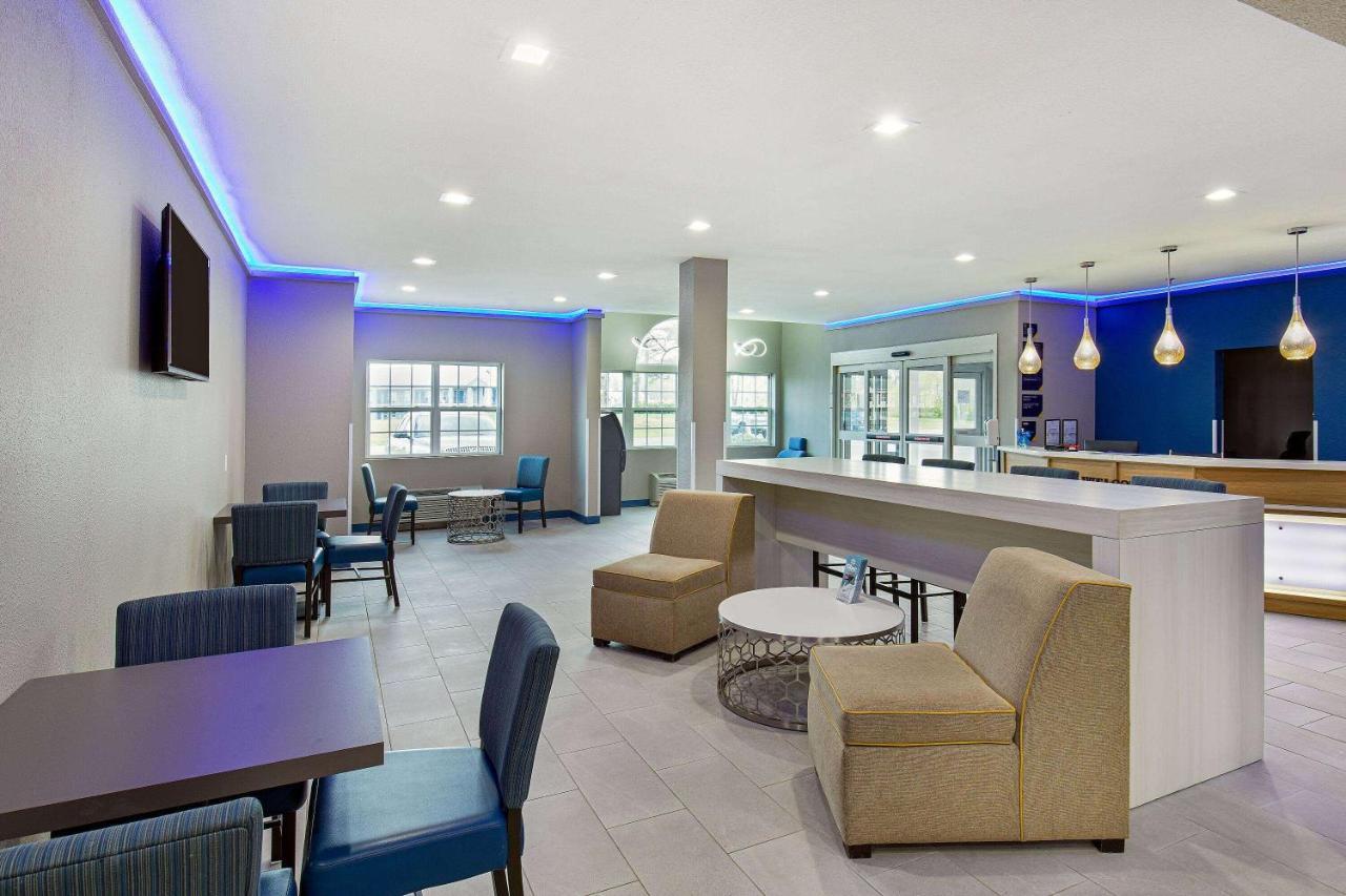 Microtel Inn & Suites By Wyndham Manchester - Newly Renovated Buitenkant foto