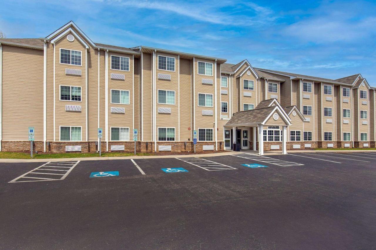Microtel Inn & Suites By Wyndham Manchester - Newly Renovated Buitenkant foto
